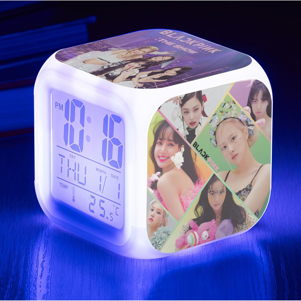 Đồng hồ LED báo thức hình BLACKPINK (tặng kèm pin)