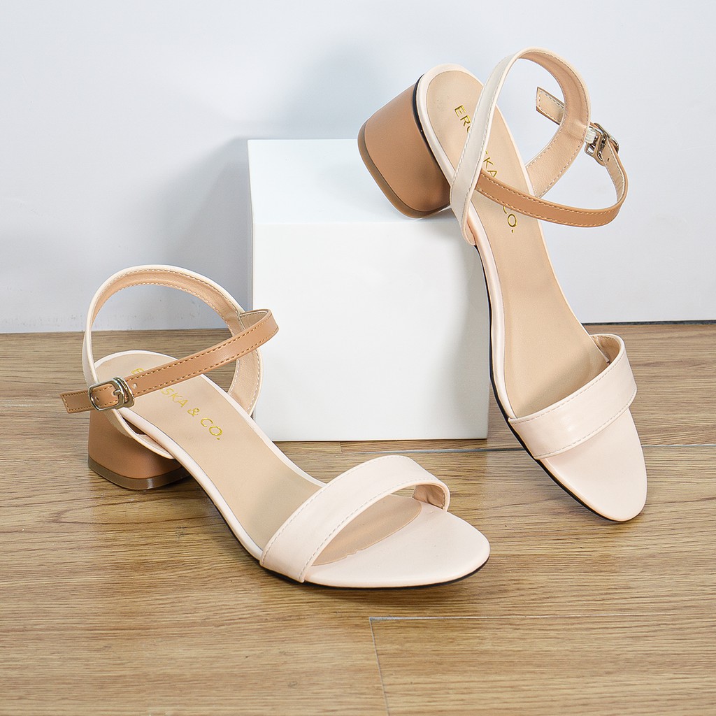 Giày sandal cao gót Erosska 2022 mũi tròn phối dây cao 3cm màu xanh EB019