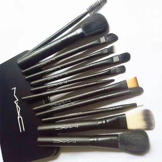 [ DEAL CỰC SỐC] SÉT CỌ M.A.C 12 CÂY