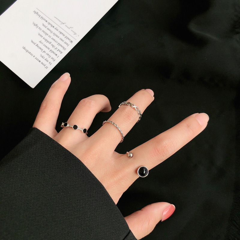 Fashion Simple Female Black Series Four-Piece Opening Ring Suitable for Holiday Anniversary Jewelry Gift