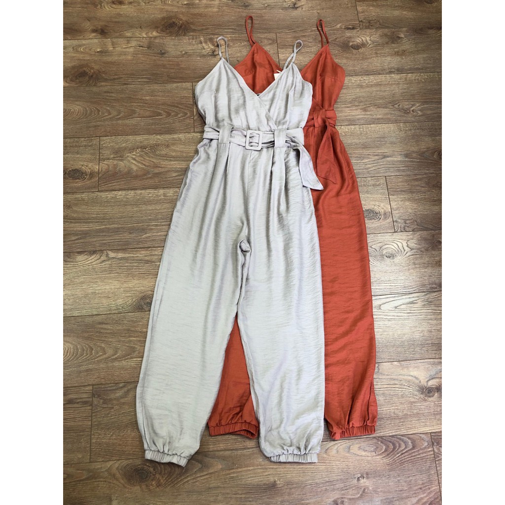 Jumpsuit 2 dây dáng baggy