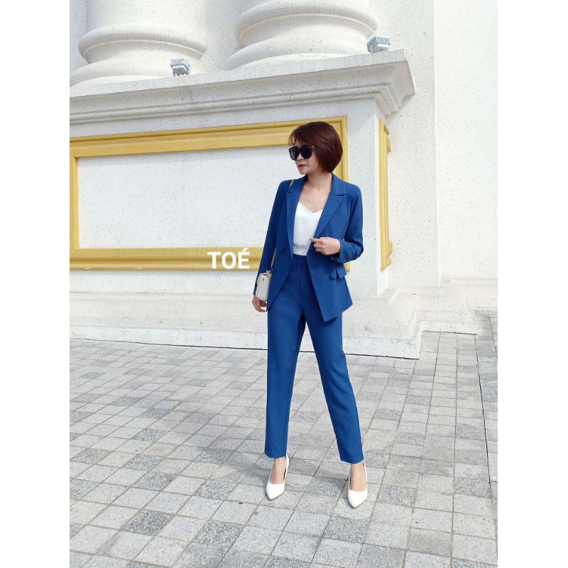 Vest chiết eo nhẹ màu xanh | BigBuy360 - bigbuy360.vn