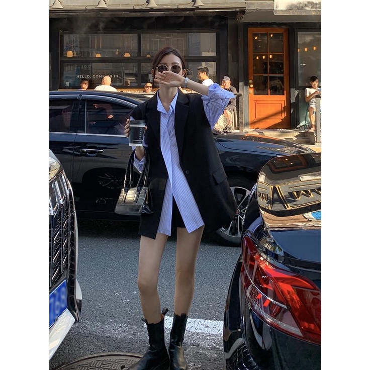 Set Công Sở Gồm Áo Khoác Và Váy Sơmi Thời TRang