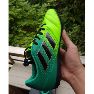 Giầy đá bóng adidas ACE 17.4 TF