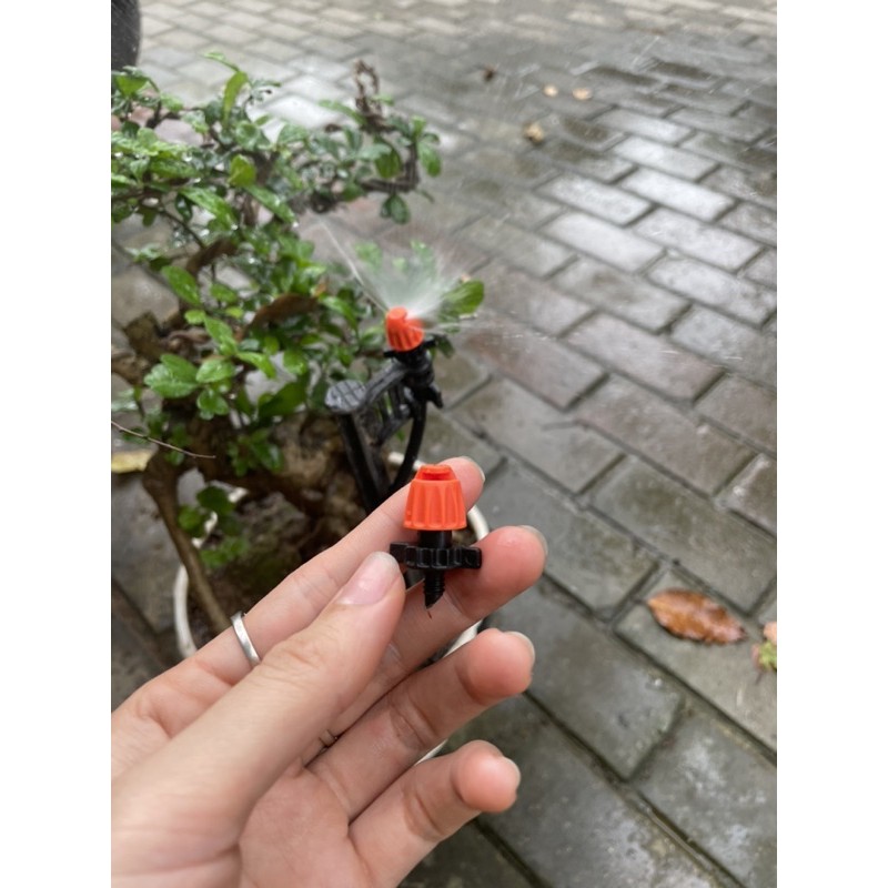 ĐẦU TƯỚI PHUN MƯA XOÈ GÓC PHUN 180 độ