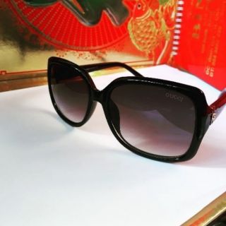 MẮT KÍNH NỮ GUCCI THỜI TRANG