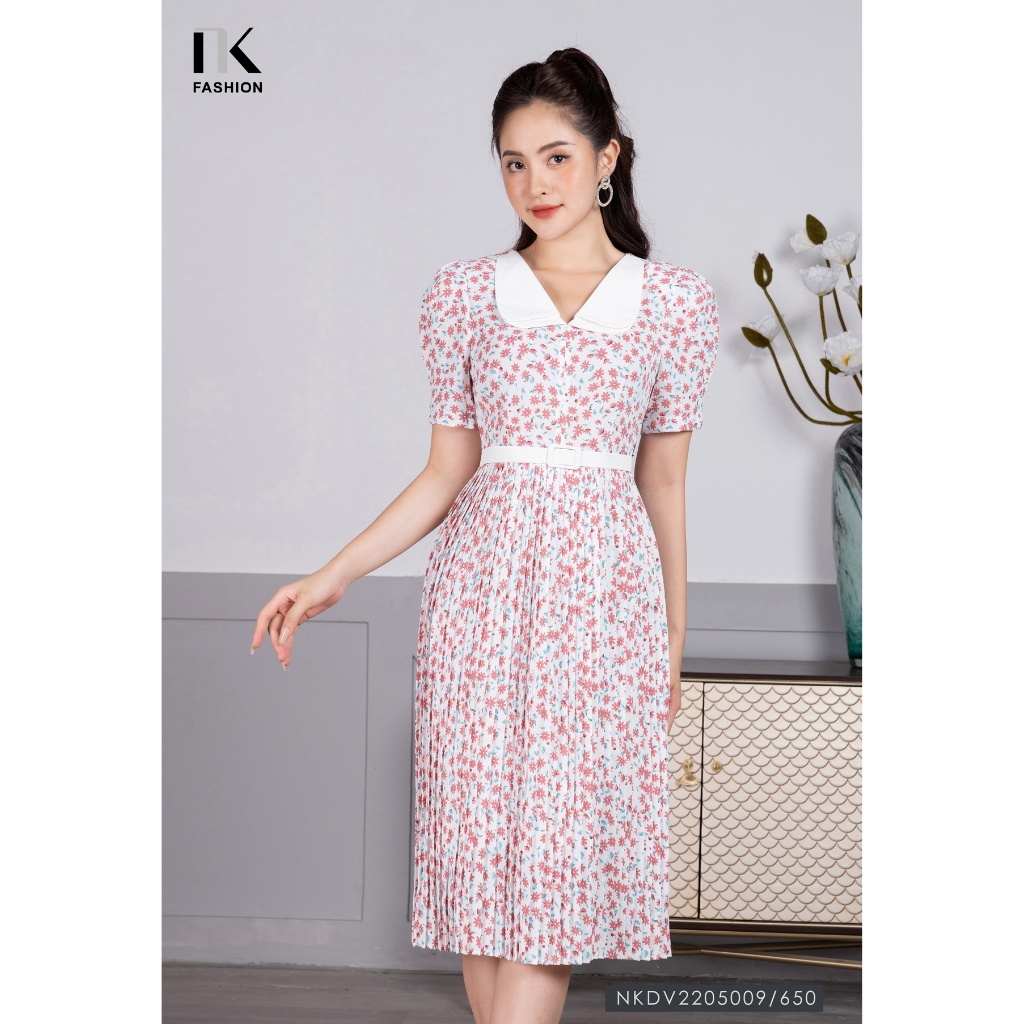 Đầm Hoa Nữ NK Fashion Dáng Xòe Dập Ly Phối Cổ Sen,Thiết Kèm Đai Tôn Dáng, Chất Vải Nhập Hàn Cao Cấp Mềm Mịn NKDV2205009