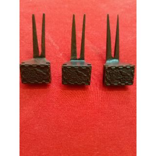 Xiên hoa quả gỗ đục chim hoa dành cho lồng chim cảnh vành khuyên