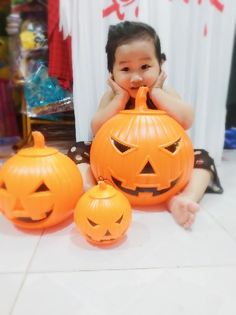 Bí ngô nhựa Halloween. Size đại đk 30cm