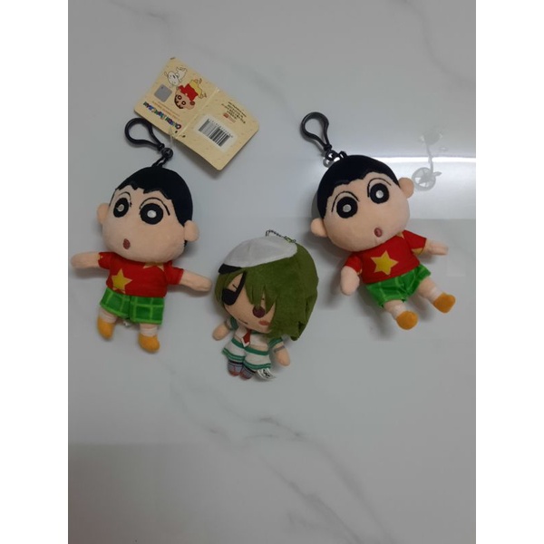 Móc khóa nhựa cậu bé bút chì Shin