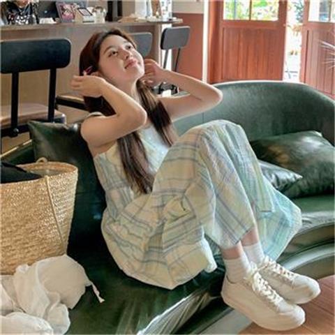 Đầm Hai Dây Dáng Ôm Màu Trơn Ngọt Ngào Phong Cách Retro