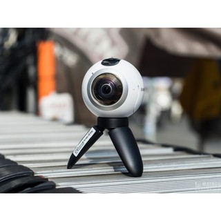 Camera Samsung Gear 360 SM-R210