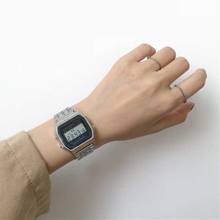 Đồng hồ đeo tay Unisex thời trang kĩ thuật số WR AC211
