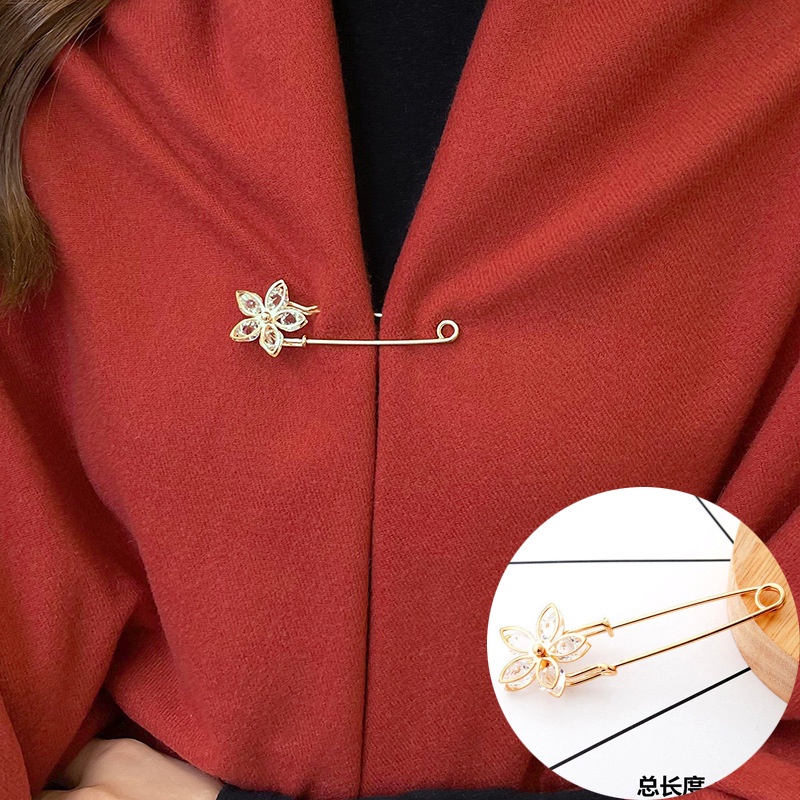 Ghim Cài Áo Đính Ngọc Trai Thiết Kế Tinh Tế