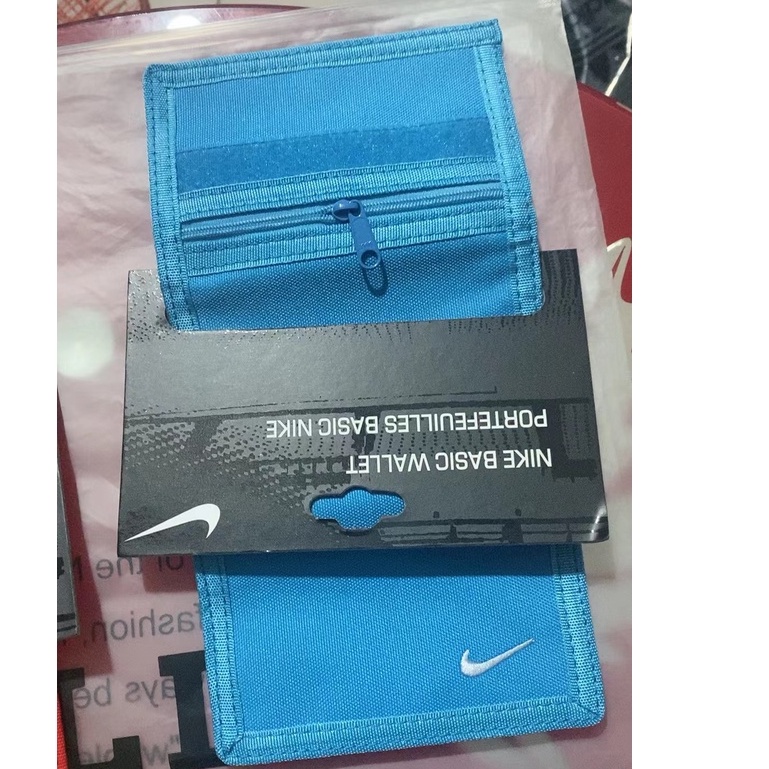 Ví Ngắn Gập Ba Hiệu Nike Màu Đen Thời Trang Unisex