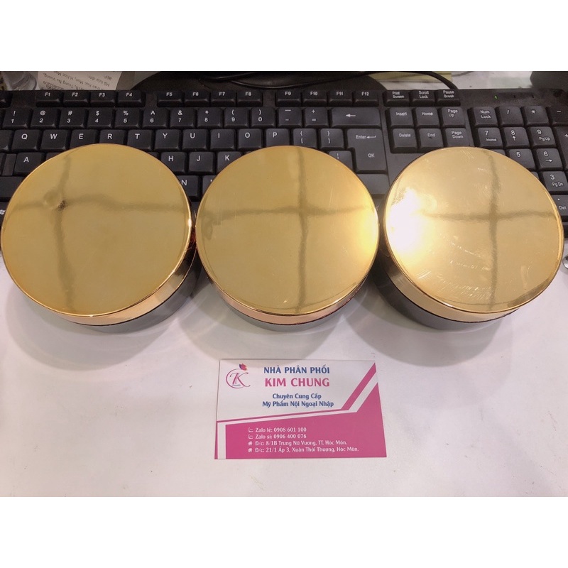 Hủ đựng kem 200g màu đen nắp vàng cao cấp