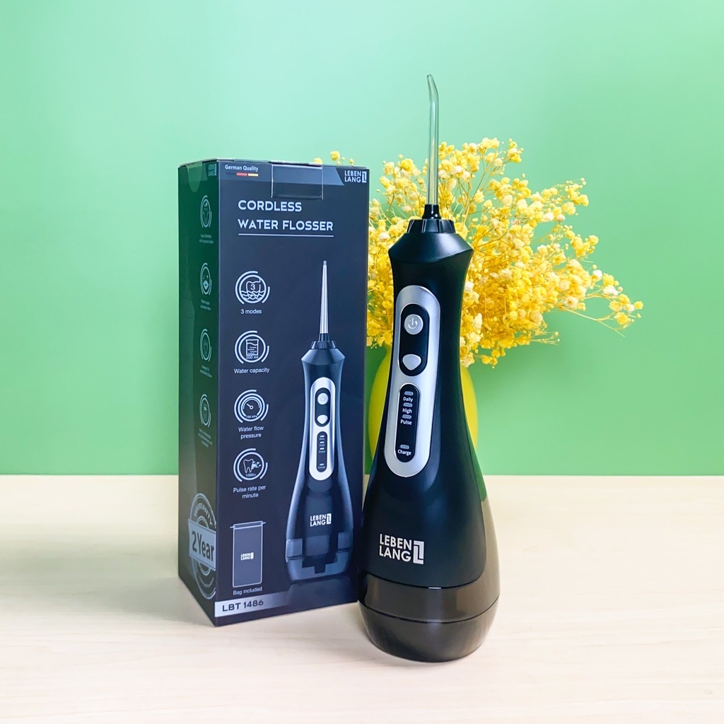 Máy tăm nước LEBENLANG cầm tay LBT1486 chống thấm IPX7, tặng kèm đầu xịt và túi vải đựng máy cao cấp - hàng chính hãng
