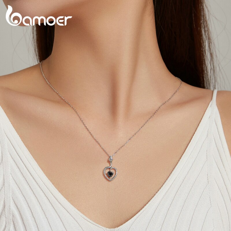 Dây chuyền BAMOER BSN233 bạc 925 mặt hình rắn đính trái tim đá quý màu đen dài 45cm có thể điều chỉnh cho nữ