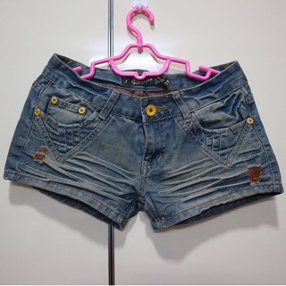 Quần short jeans