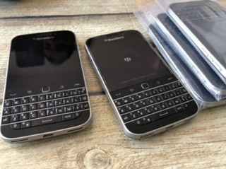 Điện thoại Blackberry Classic Q20 (Hàng nhập khẩu 98-99%)