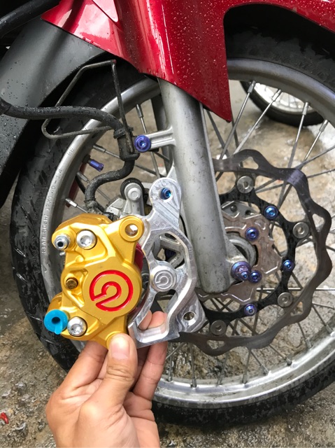 Bát giữ heo Brembo và heo nissin đủ loại xe