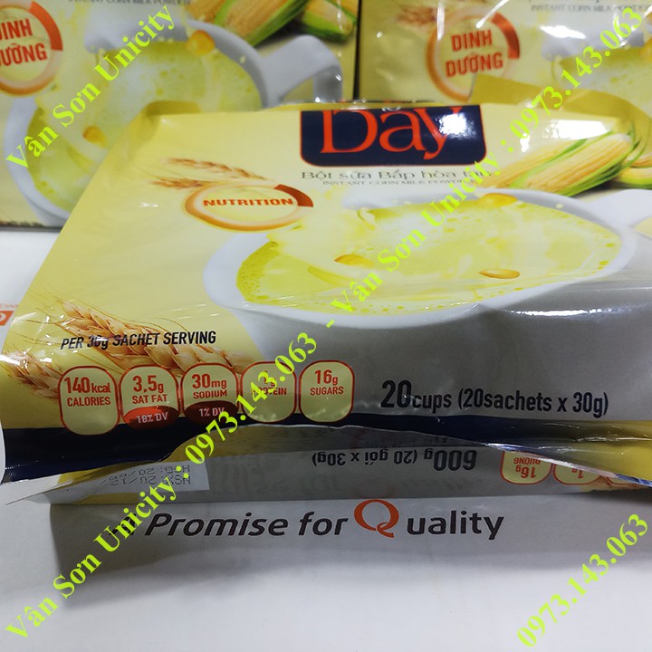 Thùng bột sữa Bắp hòa tan Day to Day Trần Quang 10 bịch * 600g (20 gói * 30g)