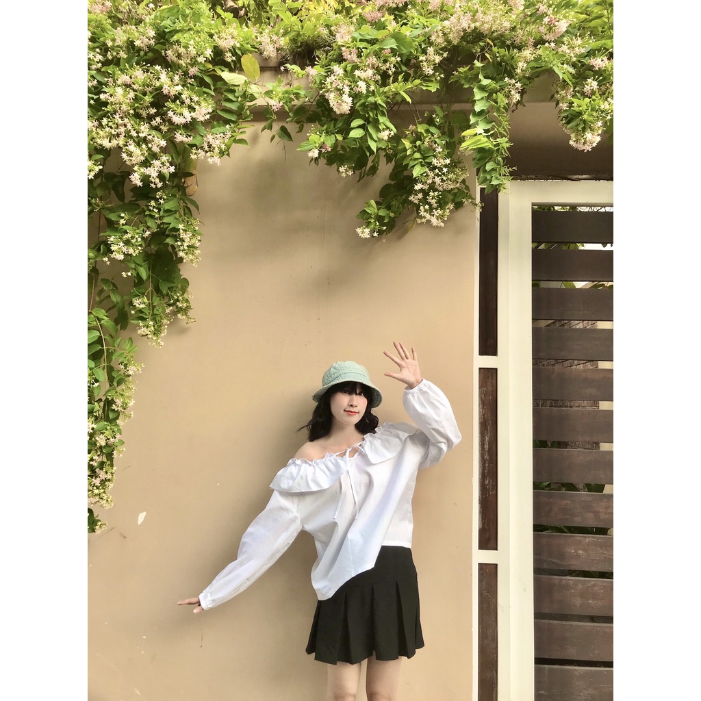 áo cổ rộng bèo buộc dây ngực TKA291 LOLLIE STUDIO