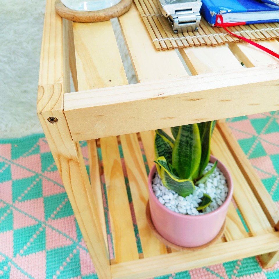 Kệ đầu giường gỗ thông hiện đại - K02 - Homevuive | BigBuy360 - bigbuy360.vn