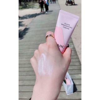 Kem dưỡng trắng da AHC Flash Whitening Cream