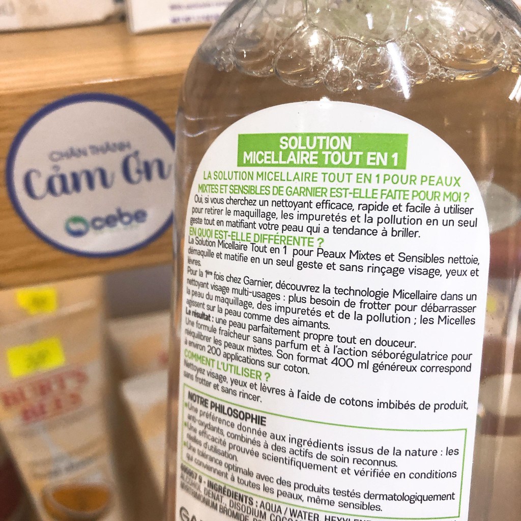 Nước tẩy trang da dầu Garnier SkinActive Solution Micellaire Tout en 1 (400mL) | BigBuy360 - bigbuy360.vn