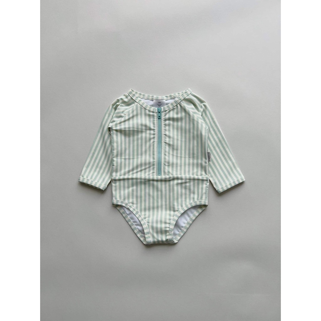 Moana Swimsuit 22 Macro & Micro