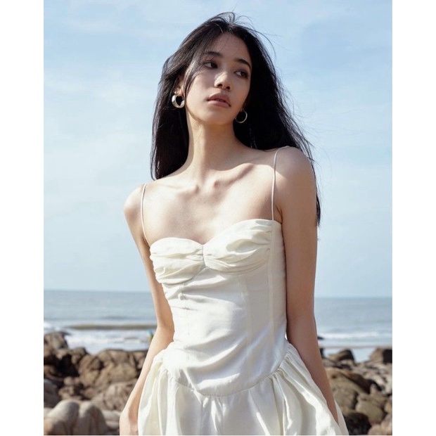 Đầm Hai Dây Ôm Dáng Màu Trơn Phong Cách Việt Nam Niche Niche Mặc Khi Đi Biển