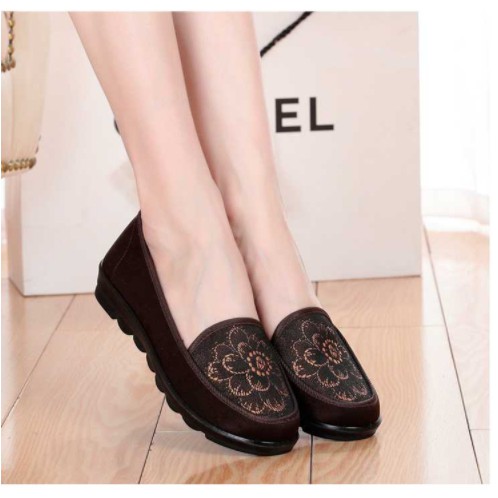 Giày đẹp cho bà cho mẹ 🌸 FREESHIP 🌸quà tặng bà tặng mẹ | BigBuy360 - bigbuy360.vn