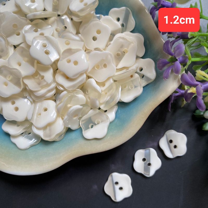 Nút nhựa, size 1.2cm đến 2cm