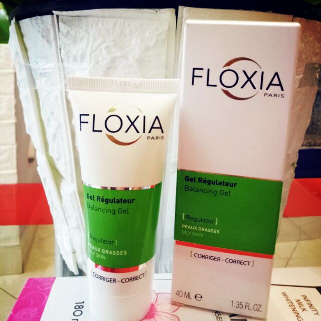 Kem trị  mụn  Floxia