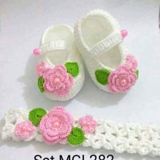 Đồ len cho bé yêu, chất len mềm mịn không xù có đủ size cho các bé ...................................................