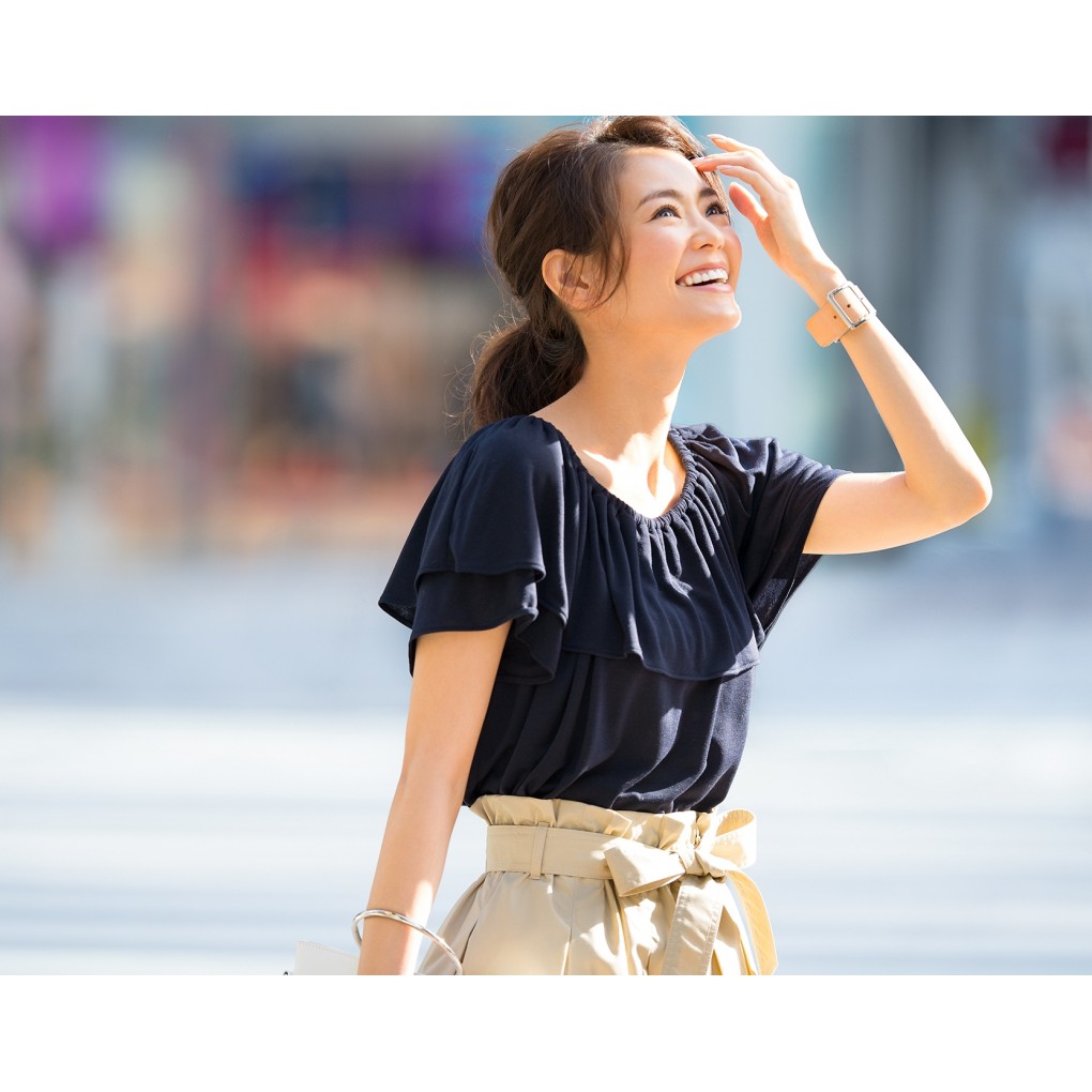 Áo phông 2 tư thế Uniqlo Nhật