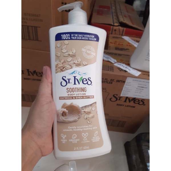 Sữa dưỡng thể yến mạch St Ives 621ml