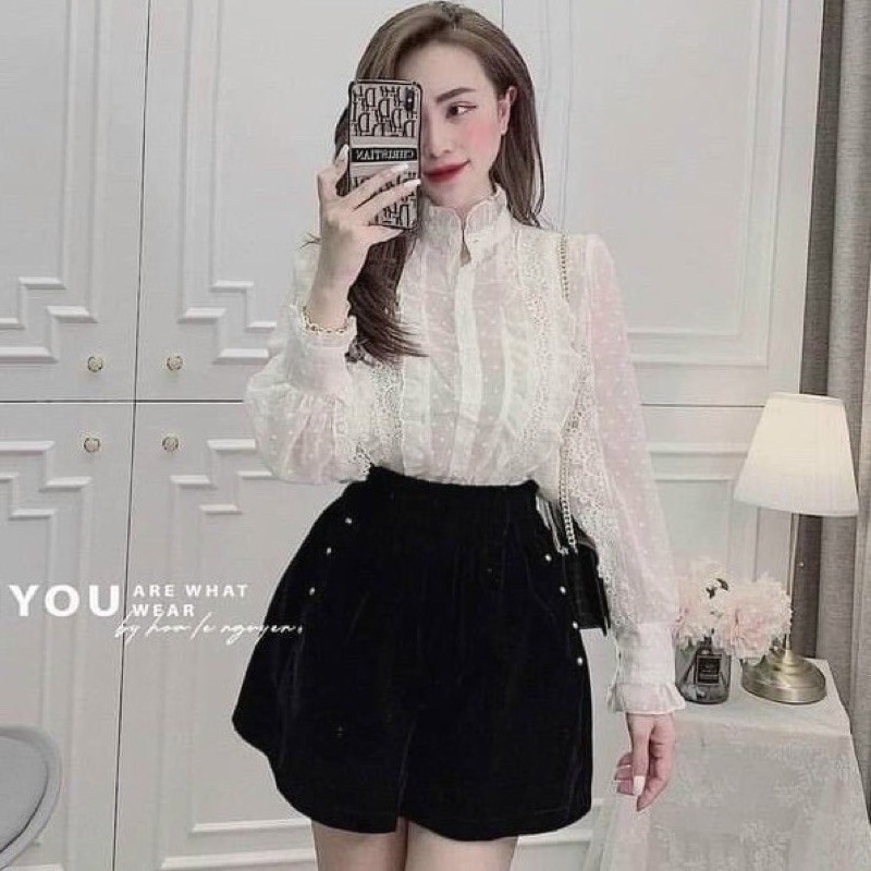 SALE Áo sơ mi trắng bánh bèo pha ren khuy ngọc