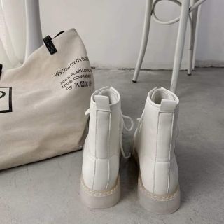 (ORDER) Bốt ulzzang trắng cá tính
