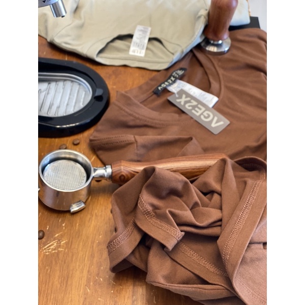 Nâu SOCOLA Màu Áo Thun Trơn AGE2X hot nhất 2021 | BigBuy360 - bigbuy360.vn