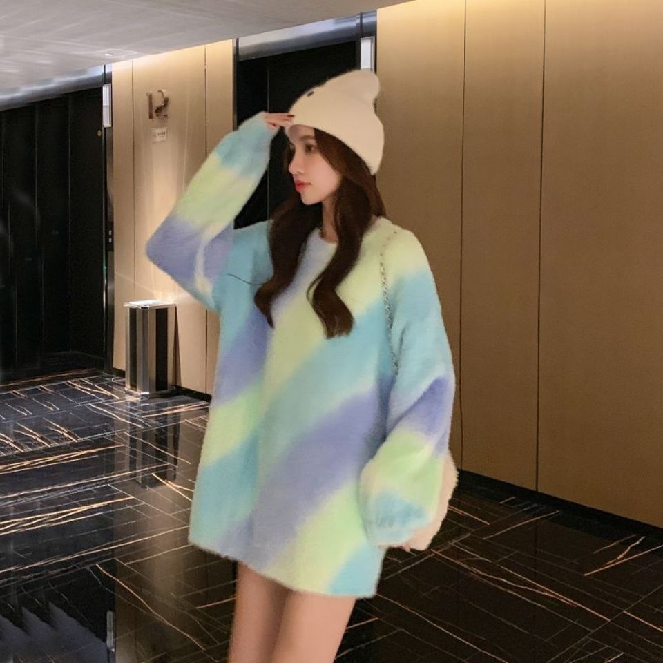 Áo Sweater Len Lông Chồn Dáng Rộng Màu Gradient Thời Trang Thu Đông Cho Nữ