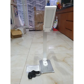 Đèn bàn Panasonic NNP63933191