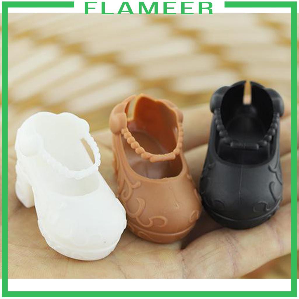 Mô hình búp bê bằng nhựa tỉ lệ 1 / 6