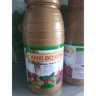 Canxi Bo Kẽm 500ml giúp đậu bông, đậu trái bổ sung vi lượng cho cây trồng.