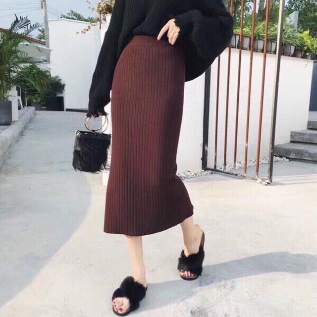 Chân váy len dài, xẻ sau sẵn 4 màu | BigBuy360 - bigbuy360.vn