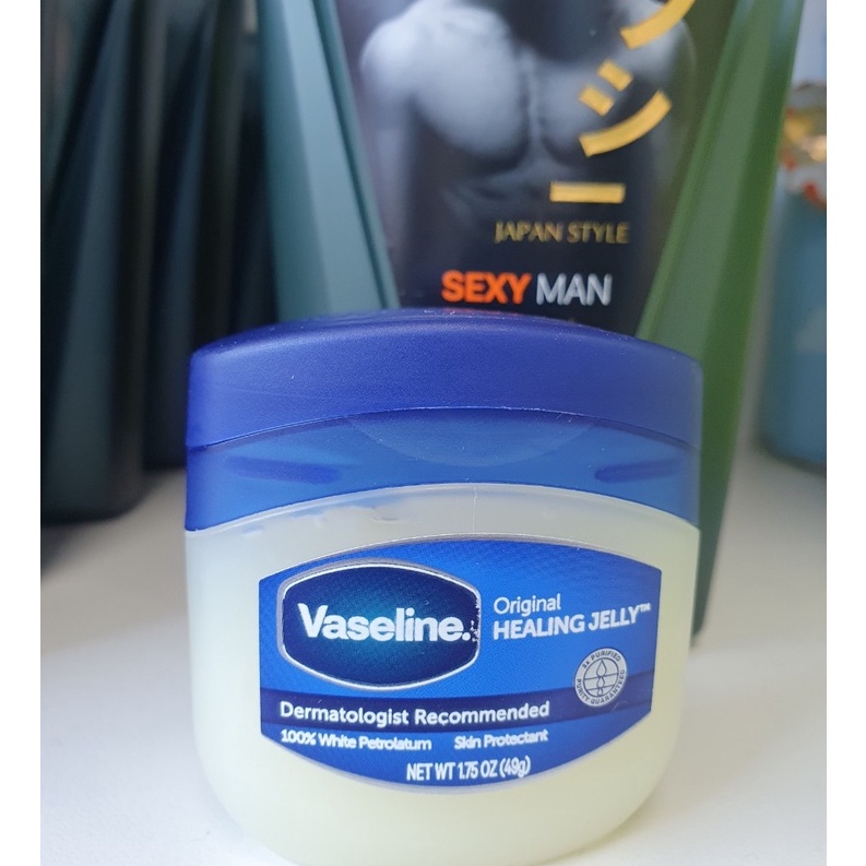 Son dưỡng môi đa năng VASELINE Original Protection 49g