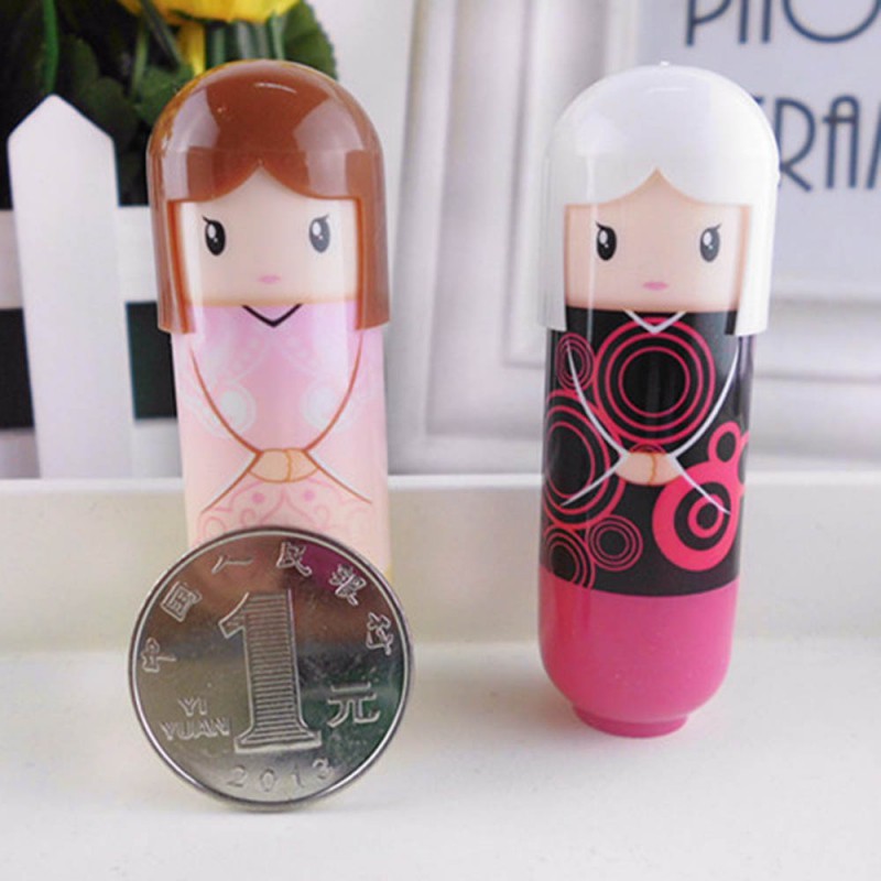 Son dưỡng ẩm lâu trôi hình búp bê dễ thương