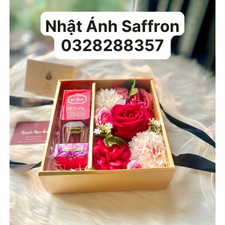 Hộp quà tặng 20/10 Valentine 8/3 hộp hoa sáp 2 ngăn mica vuông