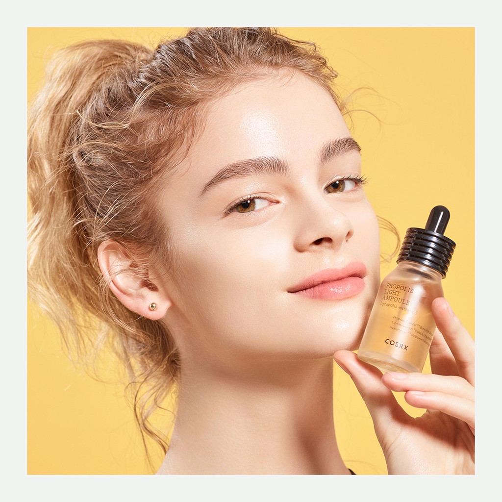 Tinh Chất Dưỡng Da Cosrx Full Fit Chiết Xuất Keo Ong 30ml